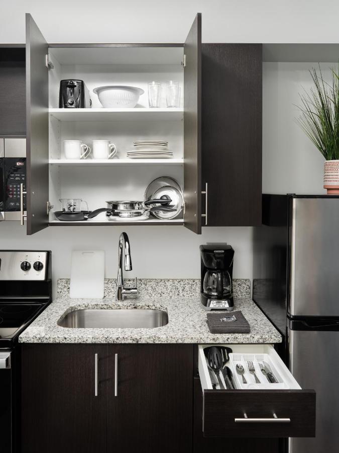Live Oak Stayapt Suites San Antonio-Randolph מראה חיצוני תמונה