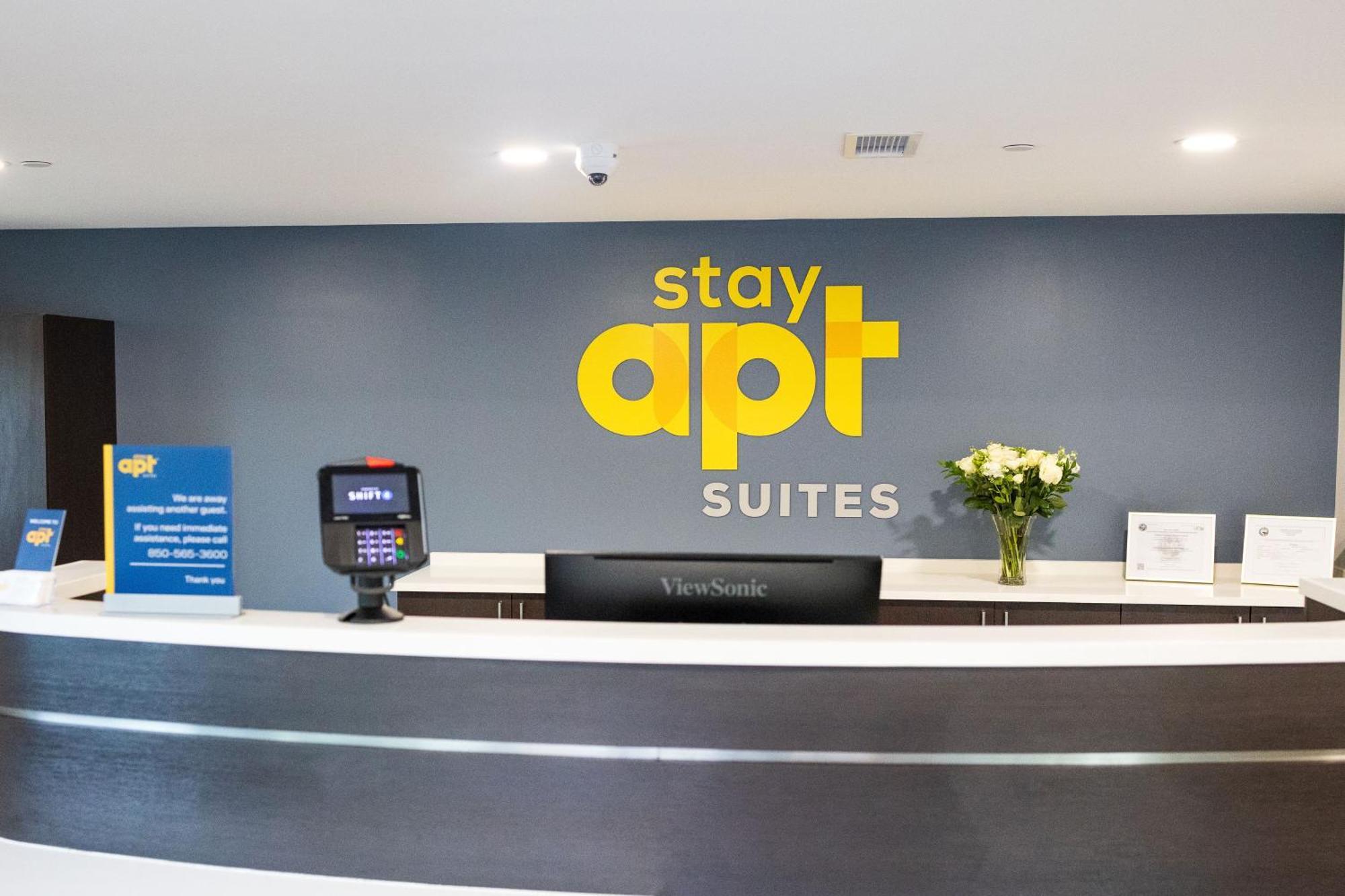 Live Oak Stayapt Suites San Antonio-Randolph מראה חיצוני תמונה